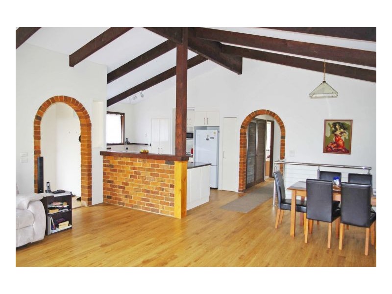 34 Hall Street, Old Bar NSW 2430