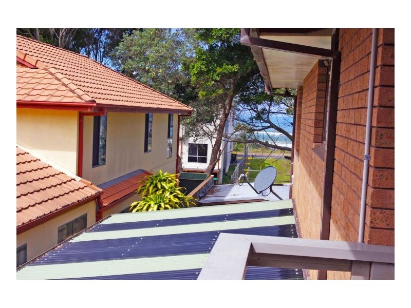 34 Hall Street, Old Bar NSW 2430