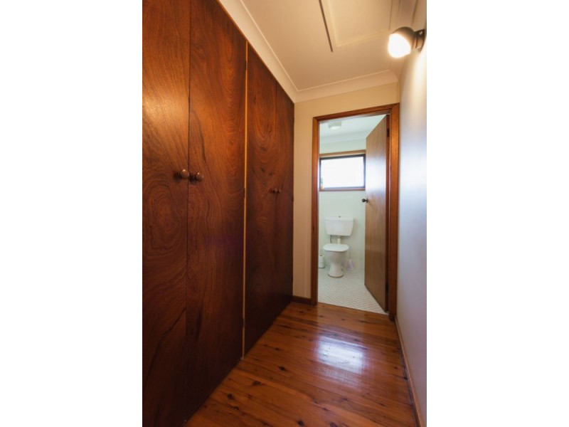 17 Main Road, Manning Point NSW 2430