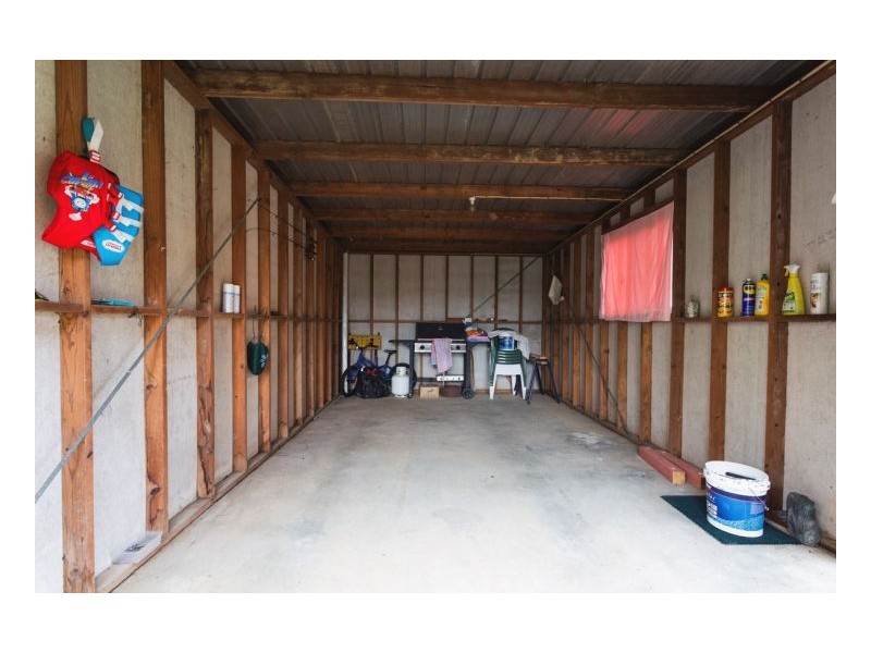 17 Main Road, Manning Point NSW 2430