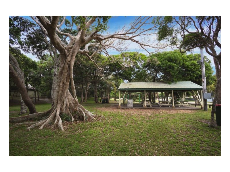 17 Main Road, Manning Point NSW 2430