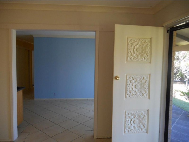 25 Bryan Street, Old Bar NSW 2430
