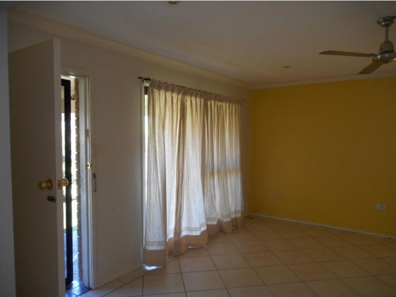 25 Bryan Street, Old Bar NSW 2430