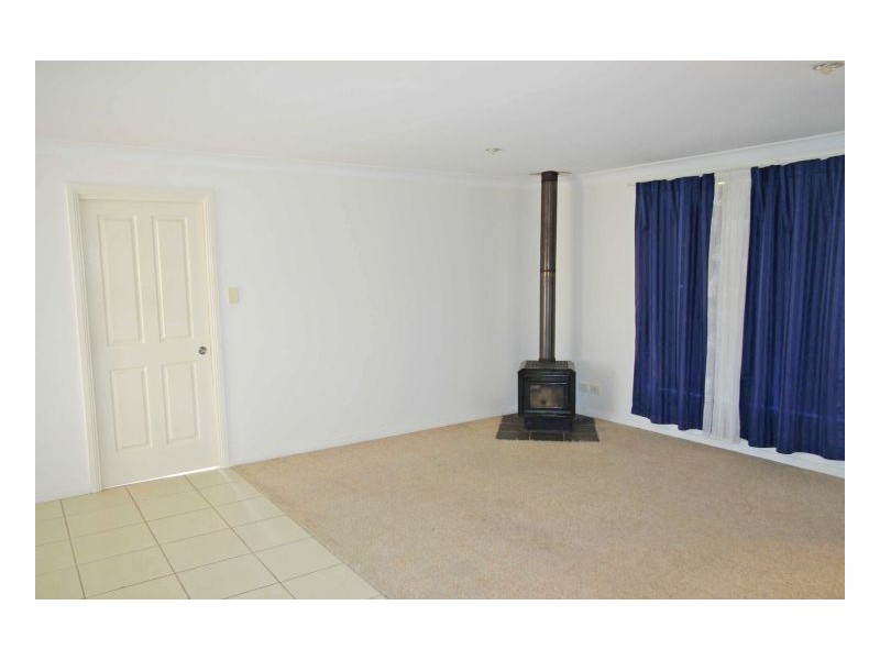 18 Albatross Way, Old Bar NSW 2430