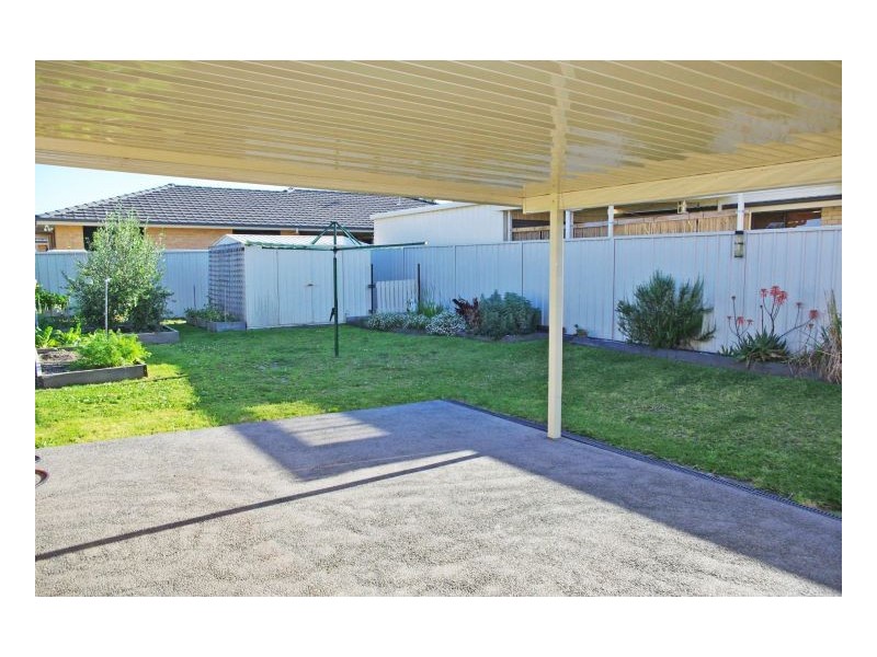 18 Albatross Way, Old Bar NSW 2430