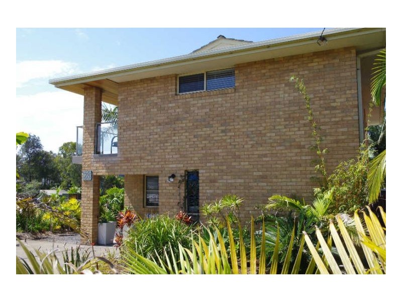 28 Hall Street, Old Bar NSW 2430