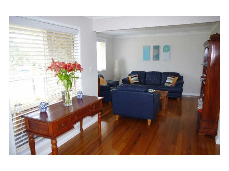 28 Hall Street, Old Bar NSW 2430