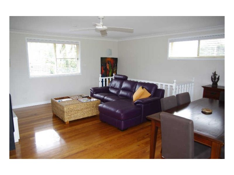 28 Hall Street, Old Bar NSW 2430