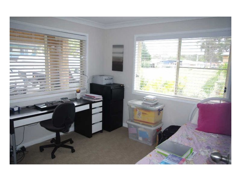 28 Hall Street, Old Bar NSW 2430