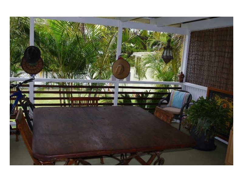 28 Hall Street, Old Bar NSW 2430