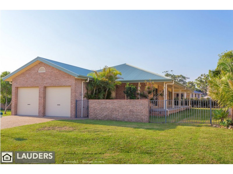 13 Rosier Place, Old Bar NSW 2430