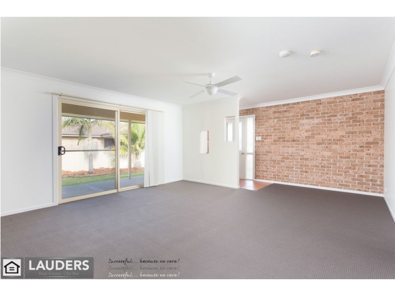 13 Rosier Place, Old Bar NSW 2430