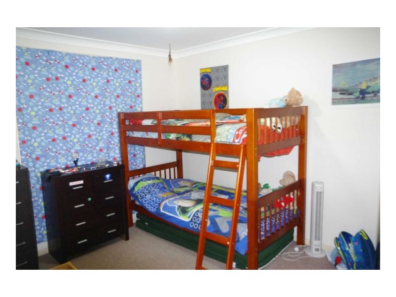 17 Bluehaven Drive, Old Bar NSW 2430