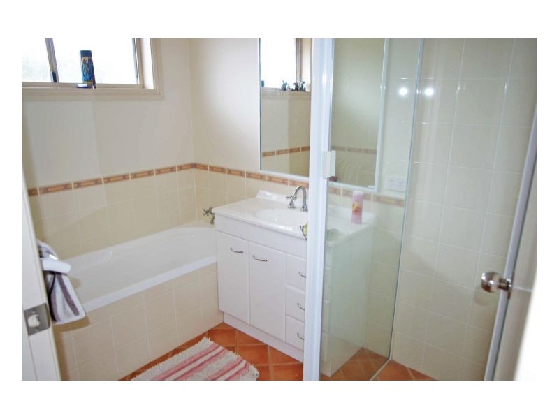 17 Bluehaven Drive, Old Bar NSW 2430