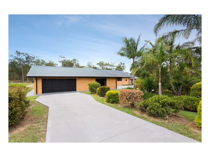 1 Windamere Place, Old Bar NSW 2430
