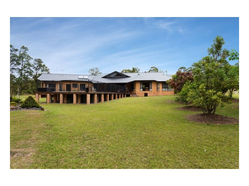 1 Windamere Place, Old Bar NSW 2430