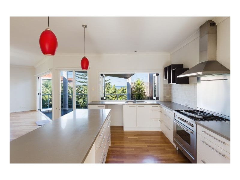 1,3/38 Lewis Street, Old Bar NSW 2430