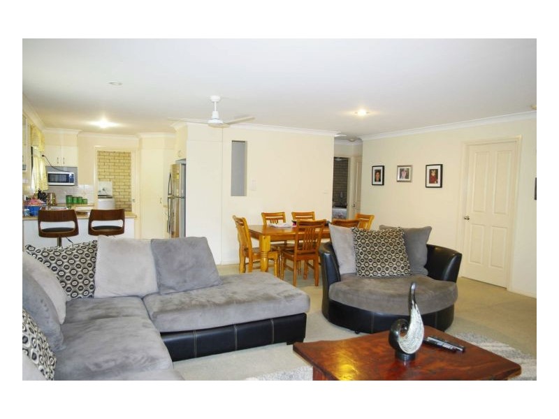 78 Waterman Street, Old Bar NSW 2430