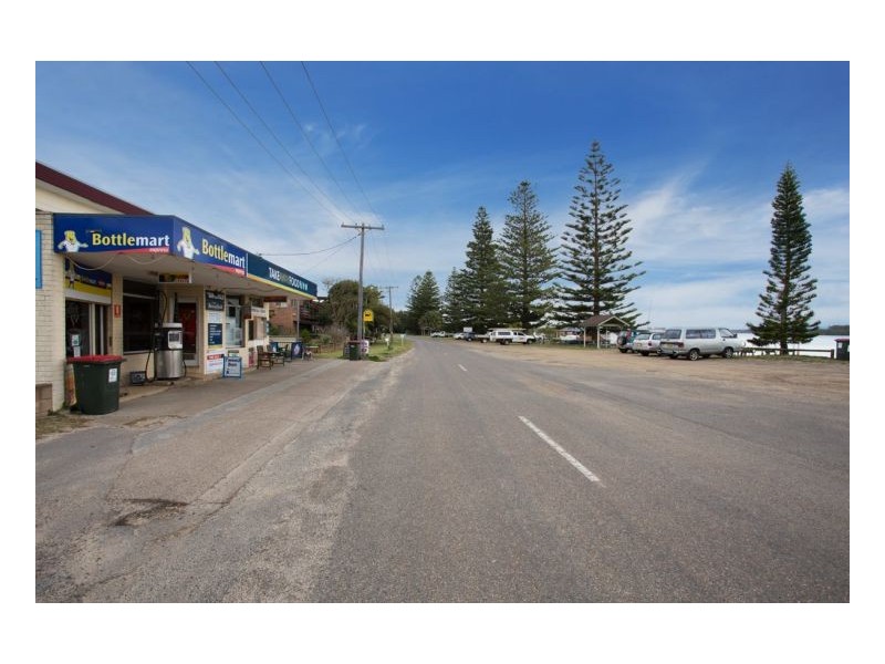 101 Main Street, Manning Point NSW 2430