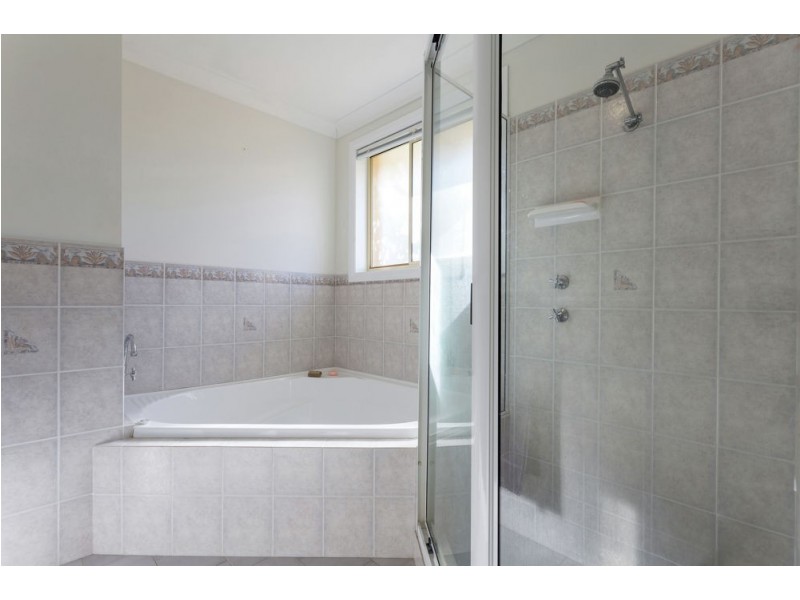 51 Gannet Crescent, Old Bar NSW 2430
