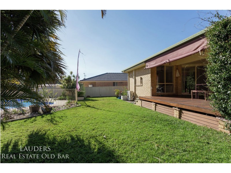 51 Gannet Crescent, Old Bar NSW 2430