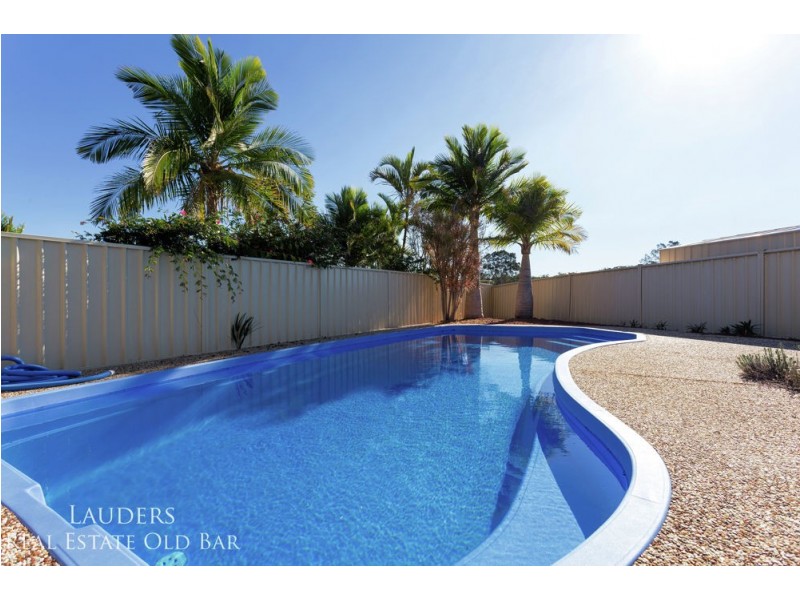 51 Gannet Crescent, Old Bar NSW 2430