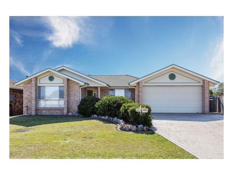 29 Pryor Crescent, Old Bar NSW 2430