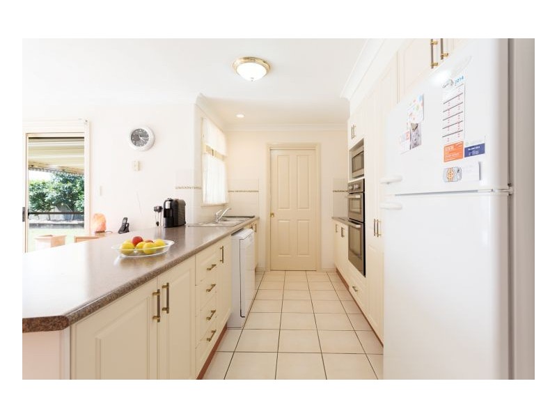 29 Pryor Crescent, Old Bar NSW 2430