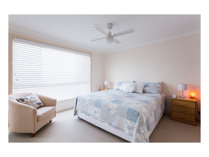 29 Pryor Crescent, Old Bar NSW 2430