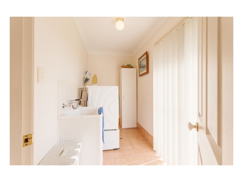 29 Pryor Crescent, Old Bar NSW 2430