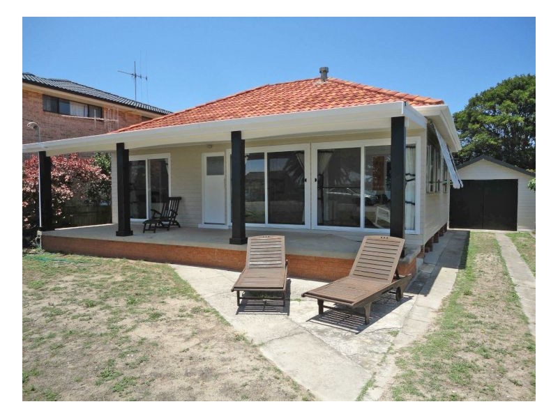 83 Main Road, Manning Point NSW 2430