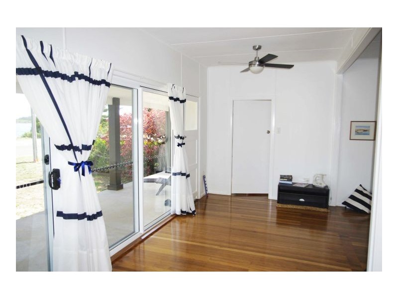 83 Main Road, Manning Point NSW 2430