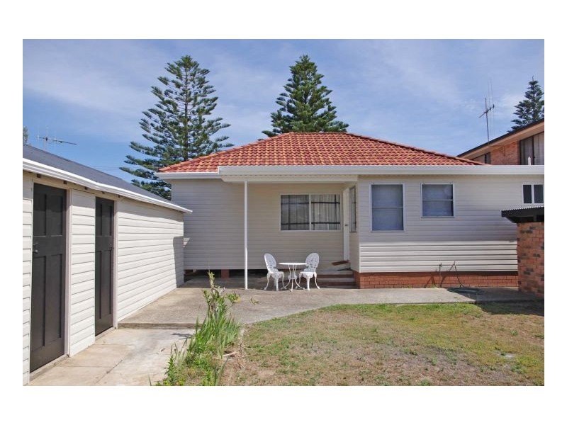 83 Main Road, Manning Point NSW 2430