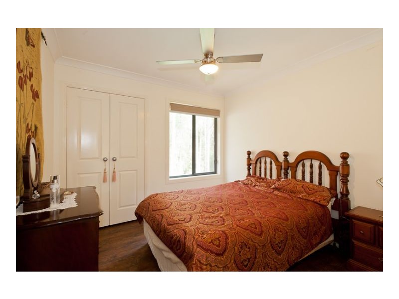 11 Rainforest Drive, Mitchells Island NSW 2430