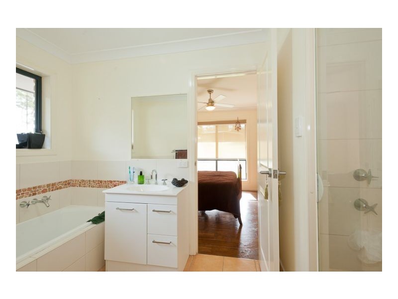 11 Rainforest Drive, Mitchells Island NSW 2430