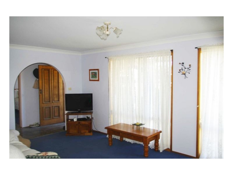 11 Cross Street, Old Bar NSW 2430