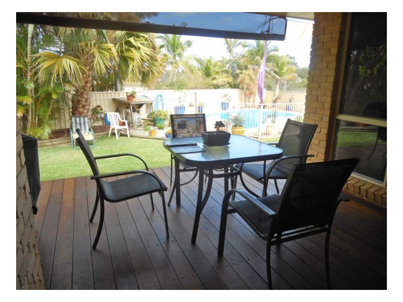 51 Gannet Crescent, Old Bar NSW 2430