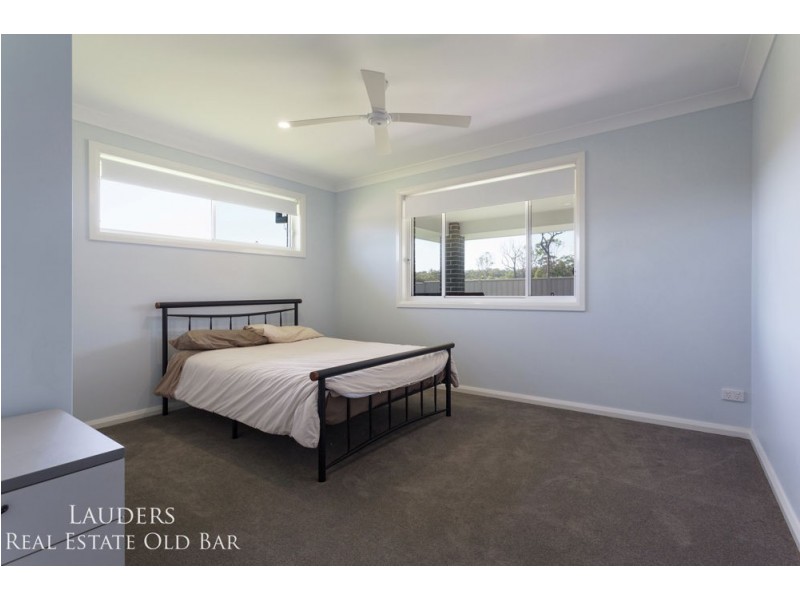 26 Shantull Drive, Wallabi Point NSW 2430