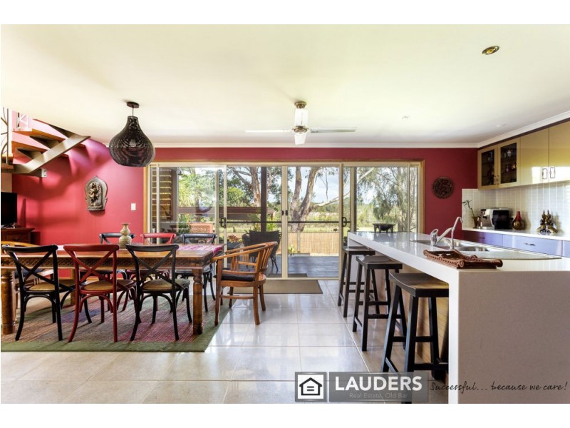 31 Gannet Crescent, Old Bar NSW 2430