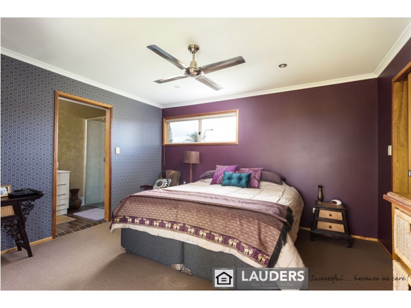 31 Gannet Crescent, Old Bar NSW 2430