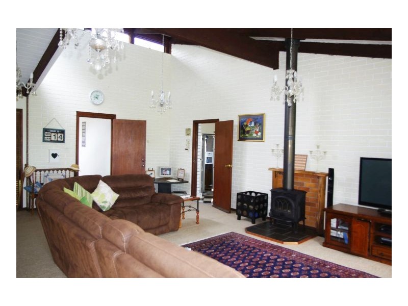 8 Seaview Close, Rainbow Flat NSW 2430