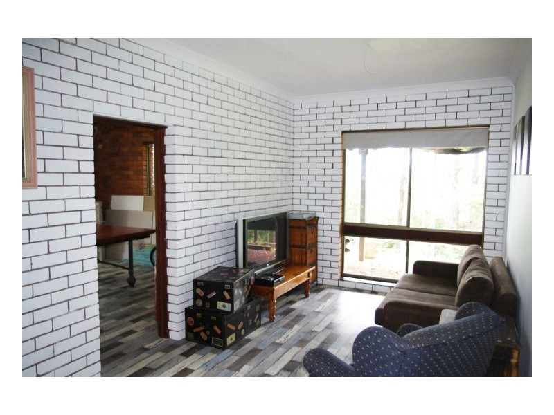 8 Seaview Close, Rainbow Flat NSW 2430