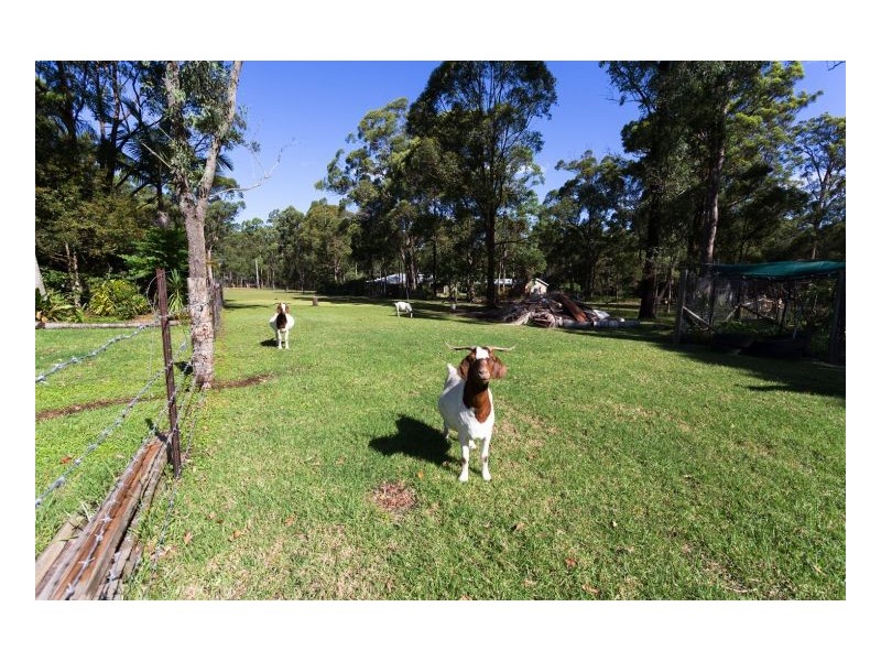 27 Kolinda Drive, Old Bar NSW 2430