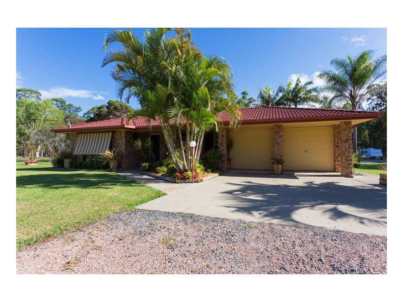 27 Kolinda Drive, Old Bar NSW 2430