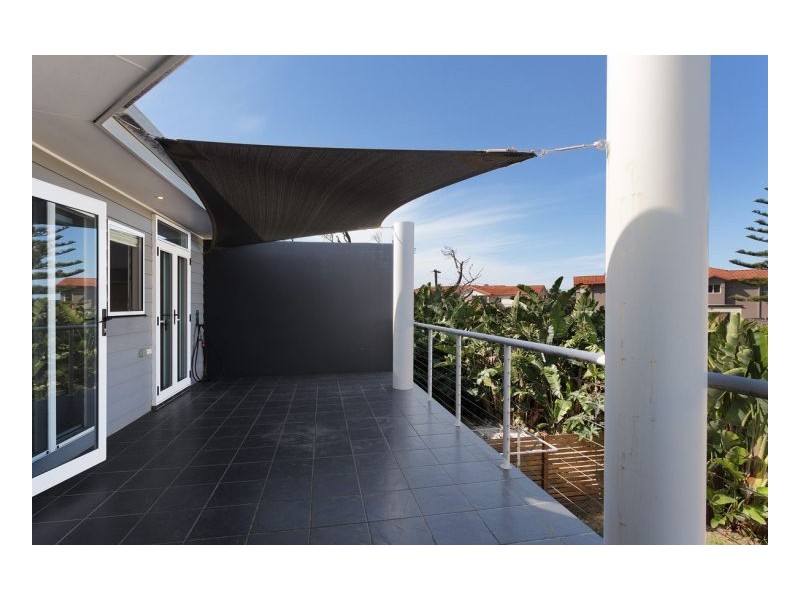 Unit 2, 3/38 lewis street, Old Bar NSW 2430