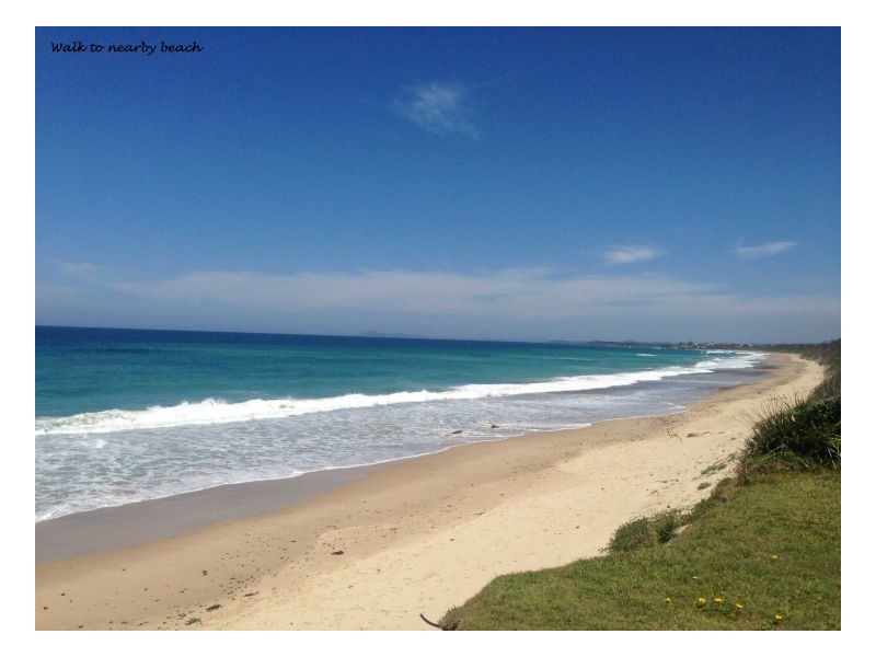 Unit 2, 3/38 lewis street, Old Bar NSW 2430