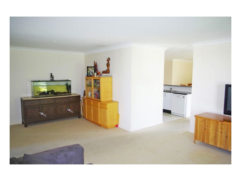 32 Mistral Place, Old Bar NSW 2430