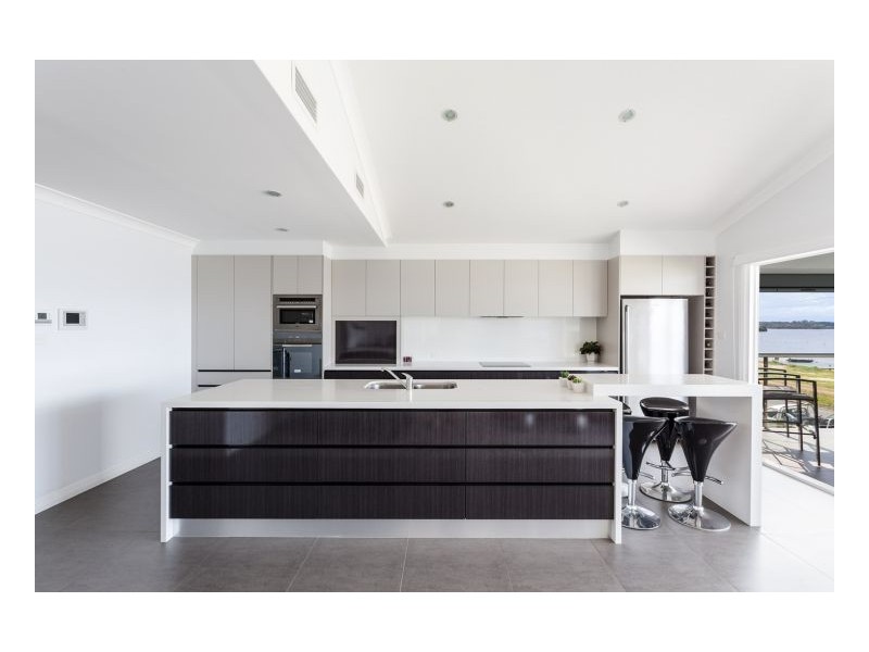 1/29 Main Road, Manning Point NSW 2430