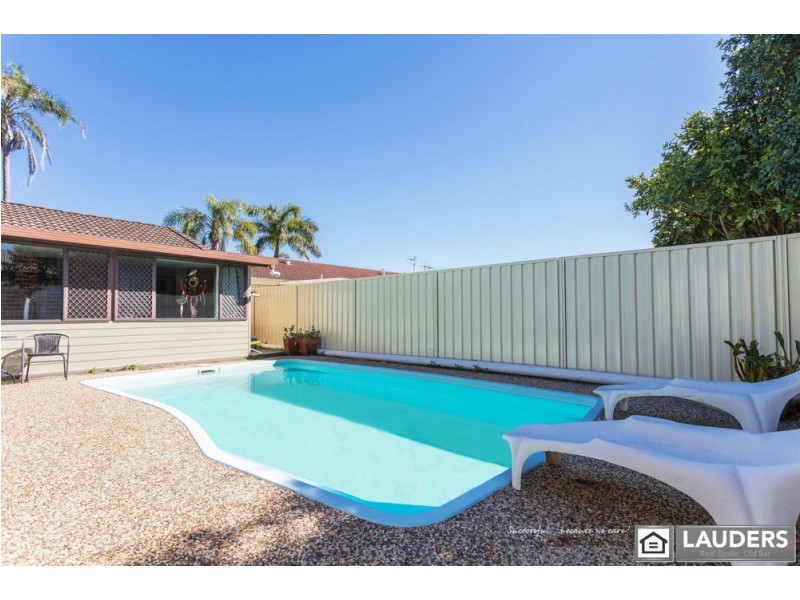 13 Drury Close, Old Bar NSW 2430