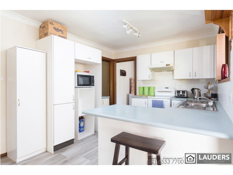 13 Drury Close, Old Bar NSW 2430